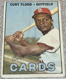lot 184 image: 1967 Topps Baseball Card #245 - Curt Flood St. Louis Cardinals