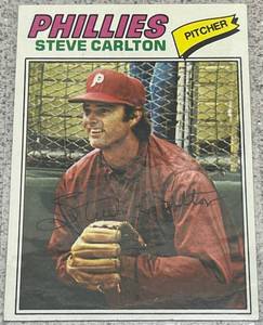 lot 244 image: 1977 Topps Baseball Card #110 - Steve Carlton