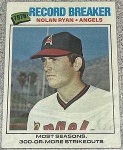lot 246 image: 1977 Topps Baseball Card #234 - Nolan Ryan Record Breaker