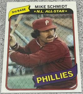 lot 301 image: 1980 Topps Baseball Card #270 - Mike Schmidt
