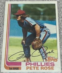 lot 355 image: 1982 Topps Baseball Card #780 - Pete Rose Philadelphia Phillies