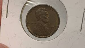lot 30 image: 1909 Lincoln Wheat Penny VDB One Cent Coin RC50