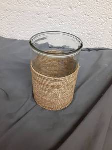 lot 333 image: Rustic Seagrass Glass Vase, Rattan Flower Vase, Boho Vases for Decor, Wicker Dining Table Vases, Rattan Woven Tea Light Candle Holder Decor, Decorations for FarmhouseLiving RoomBedroom (Seagrass) - Retail $19
