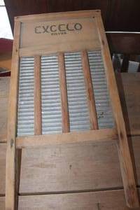 lot 1006 image: Antique Excelo Silver Wash Board