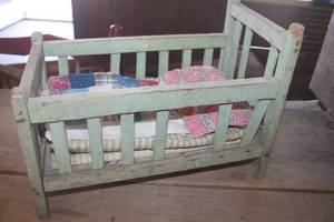 lot 1009 image: Primitive Doll Bed with Blanket & Pillow