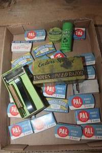 lot 1027 image: Vtg. Razor, Small Tins and More