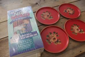 lot 1039 image: NIP Recipe Organizer & Metal Plates