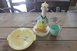 lot 1079 image: Working Duck Light and Baby Bowl & Cup