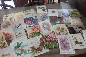 lot 1107 image: Large Lot of Vintage Cards