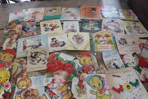 lot 1108 image: Large Lot of Vintage Cards