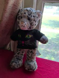 lot 5 image: Leopard and Tiger Plush Toy Set