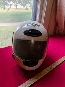lot 23 image: AGV Full Face Motorcycle Helmet White