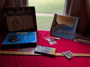 lot 36 image: Mixed Art Supplies and Craft Bundle