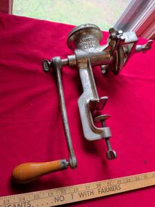 lot 43 image: Universal Meat Grinder with Table Clamp