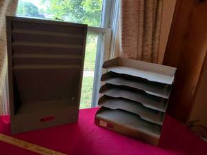 lot 97 image: Herald Square 5-Tier Letter Tray Office Organizer