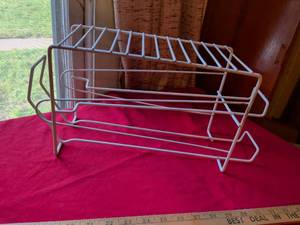 lot 111 image: White Wire can Rack Kitchen Cabinet Organizer