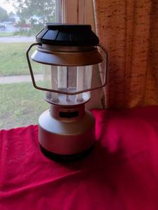 lot 115 image: Coleman LED Camping Lantern with Handle