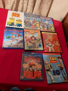 lot 158 image: Disney Pixar Family Movie Collection DVD and Blu-ray Bundle