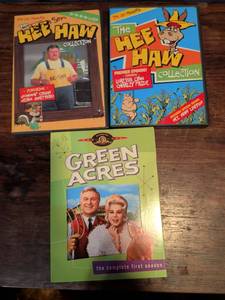 lot 205 image: Classic TV Show VHS Collection Bundle - Hee Haw and Green Acres