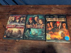 lot 213 image: Pirates of the Caribbean DVD Collection Set