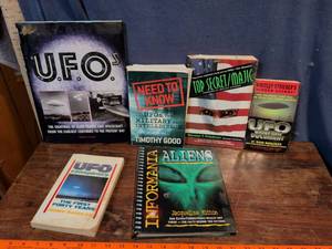 lot 250 image: UFO and Alien Phenomena Book Collection