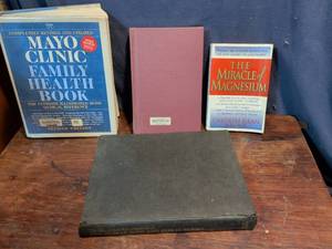 lot 274 image: Medical and Health Book Collection - Mayo Clinic, Human Body Encyclopedia, Lactation, Magnesium Guide