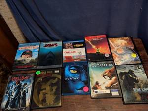 lot 288 image: Mixed Movie Collection DVD and Blu-ray Bundle