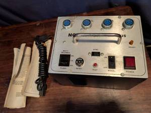 lot 299 image: Novatron 440Plus Professional Studio Strobe Flash Unit