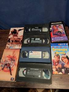 lot 318 image: VHS Movie Collection Lot of 6 Tapes