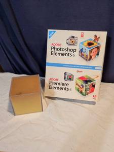 lot 327 image: Adobe Creative Suite Bundle - Photoshop Elements 6 and Premiere Elements 4