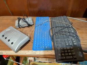 lot 391 image: Mixed Computer Keyboards and RF Modulator Lot