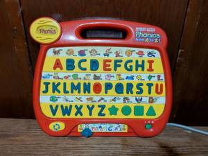 lot 408 image: VTech Little Smart Phonics A to Z Electronic Learning Toy