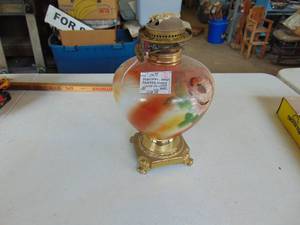 lot 1905 image: Oil Lamp Base