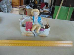 lot 1914 image: Small Girl Basket - Planter