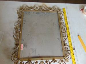 lot 1931 image: Guilded Framed Mirror