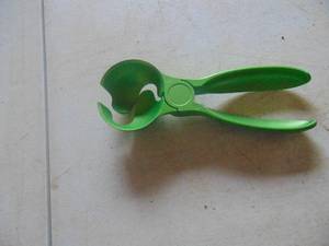 lot 2015 image: Aluminum Ice Cream Scoop