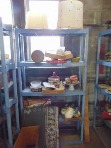 lot 4997 image: Shelf and Contents