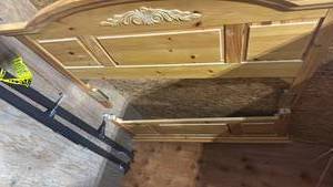 lot 200 image: Queen size bed with headboard,foot board and metal bed frame