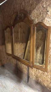 lot 201 image: Oak Wood Tri-Fold Vanity Mirror with Ornate Carved Frame and beveled mirrors