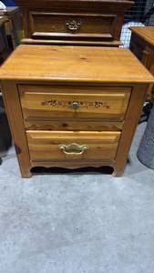 lot 252 image: Broyhill night stand 22x23x16
