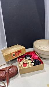 lot 1012 image: Antique ceramic mixing bowl, small leather bag and Wahl hand-e electric massager
