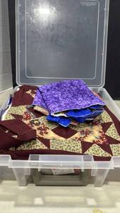 lot 1015 image: Unfinished quilted projects