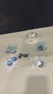 lot 1064 image: Earrings and a bracelet
