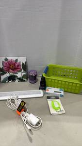 lot 1091 image: LED under cabinet light, post-its, and more