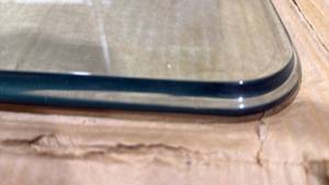 lot 1142 image: Glass table top approx 40x40 heavy