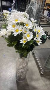 lot 2000 image: White Daisy Artificial Flower Arrangement in Glass Vase 20 inches tall