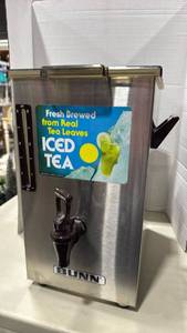 lot 2047 image: BUNN Commercial Iced Tea Dispenser