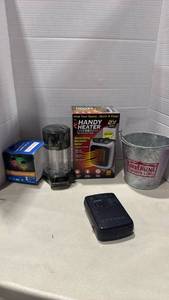 lot 2060 image: Mixed Household Item Lot - Handy Heater, Solar Light Ball, Coin sorter, Metal Bucket, Craig Stereo