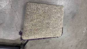 lot 2095 image: Seat cushion