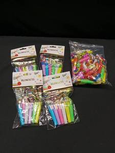lot 1560 image: Bulk Pack Party Noise Makers&nbsp&nbsp